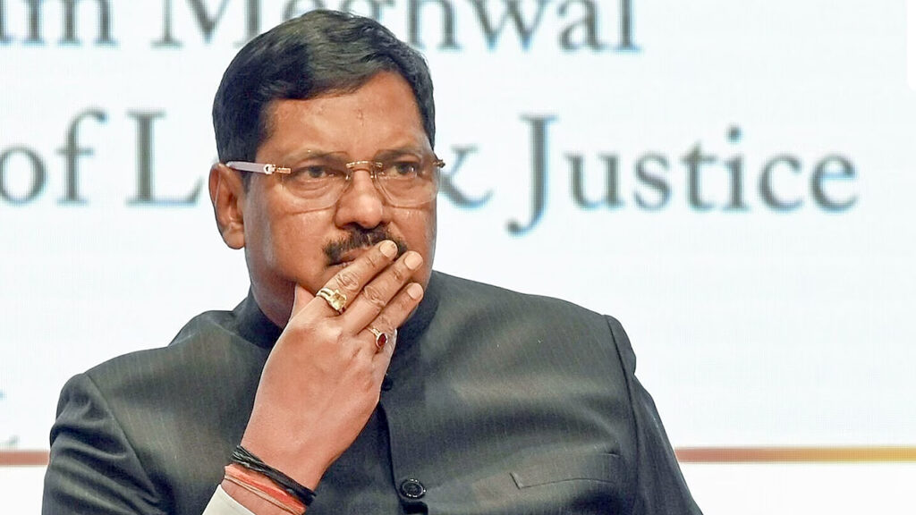 “Won’t Affect Me”: Man Throws Shoe At CJI Gavai In Supreme Court