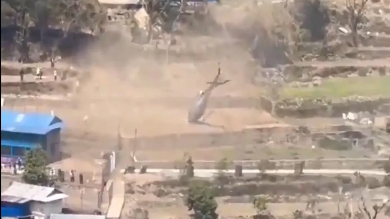 Helicopter Crash In Nepal | హెలికాప్టర్ క్రాష్ ల్యాండింగ్..వీడియో వైరల్