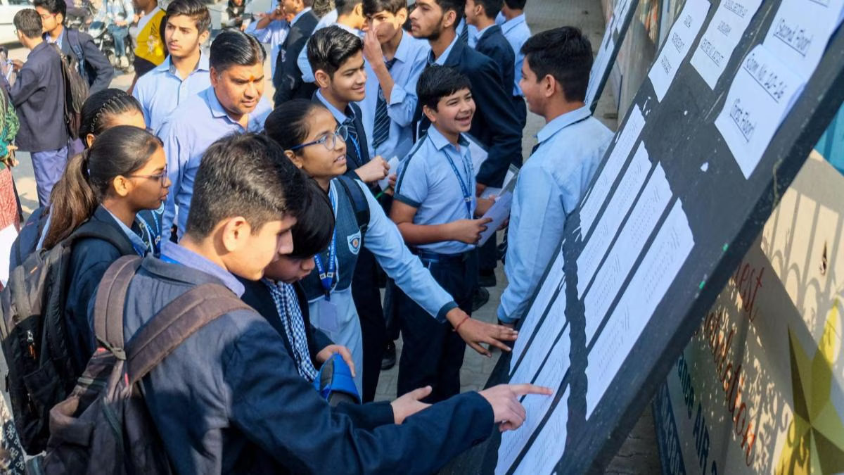 Telangana SSC students checking their results on notice board